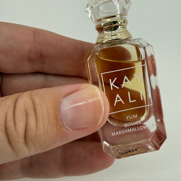 Kayali Yum Huda Beauty Boujee Marshmallow Eau De Parfum 5ml fl 0.17Oz Spray - Picture 1 of 6